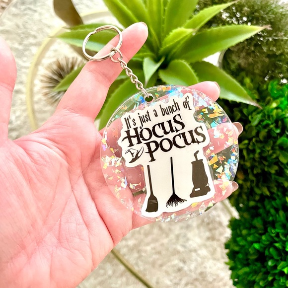 Hocus Pocus Acrylic Keychain - Picture 3 of 4